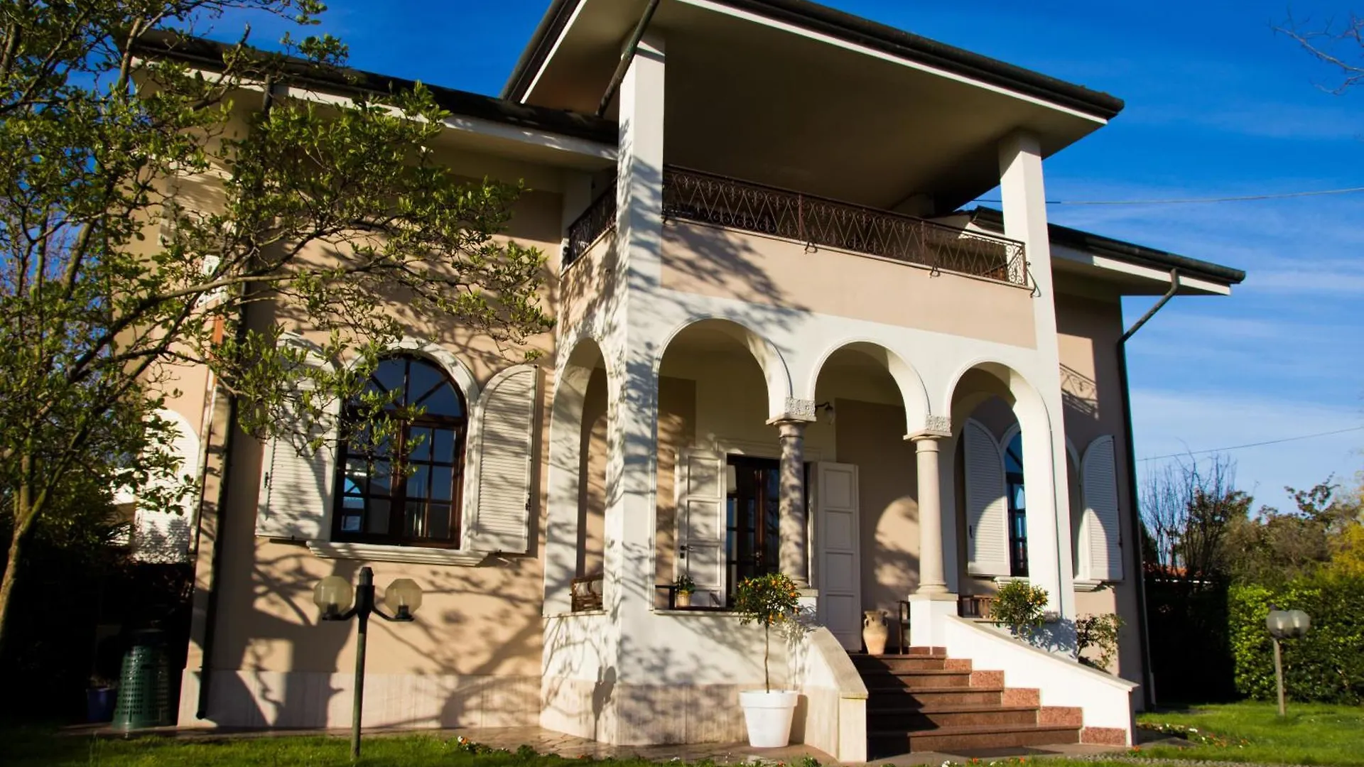 Bed & Breakfast La Coralia B&B Massa